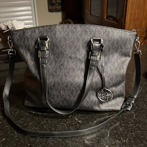 Michael Kors Black and Gray Shoulder Bag